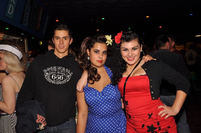 min 2009 11 22 riot 418